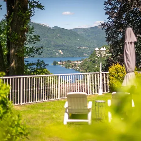 Gelsomini Sul D'orta 度假居 *